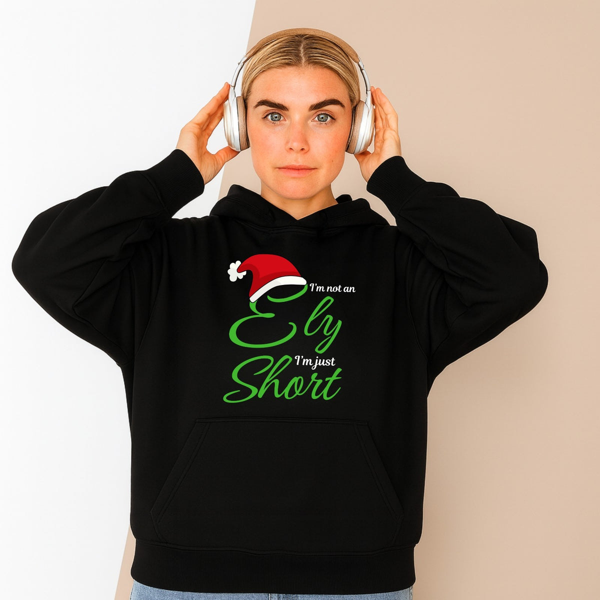 I am not an elf i am just short Funny christmas Hoodie Unisex Xmas Hoodie